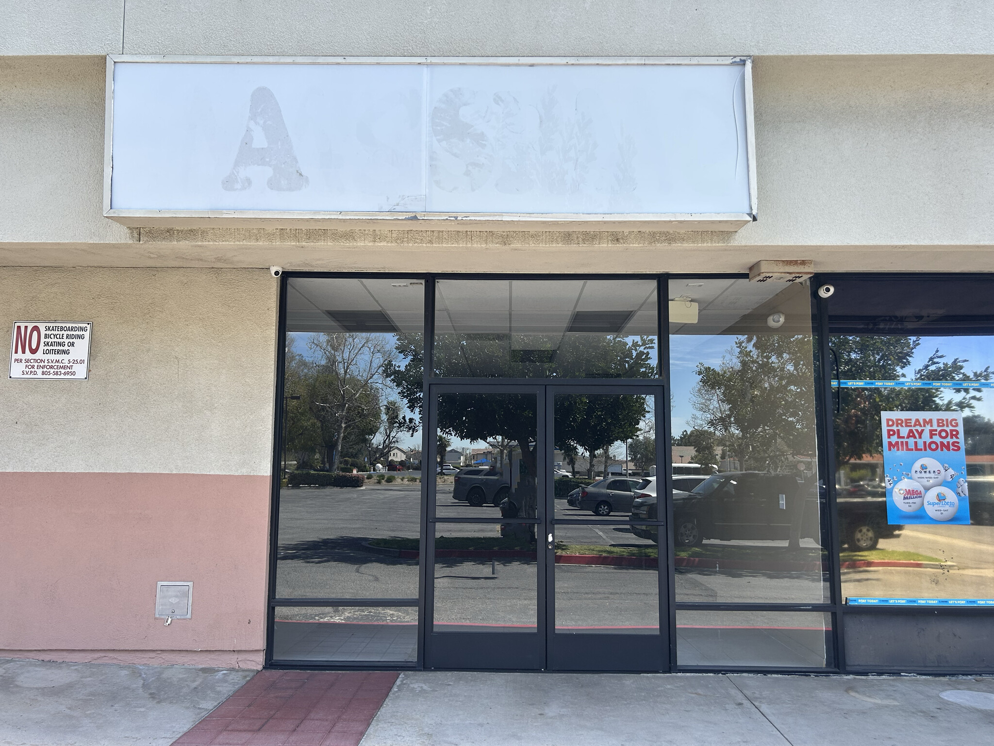 2408-2480 Stearns St, Simi Valley, CA à louer Photo de l’immeuble– Image 1 sur 7
