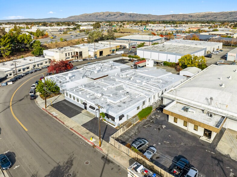 1170 N 5th St, San Jose, CA à vendre - Photo de l’immeuble – Image 2 sur 3