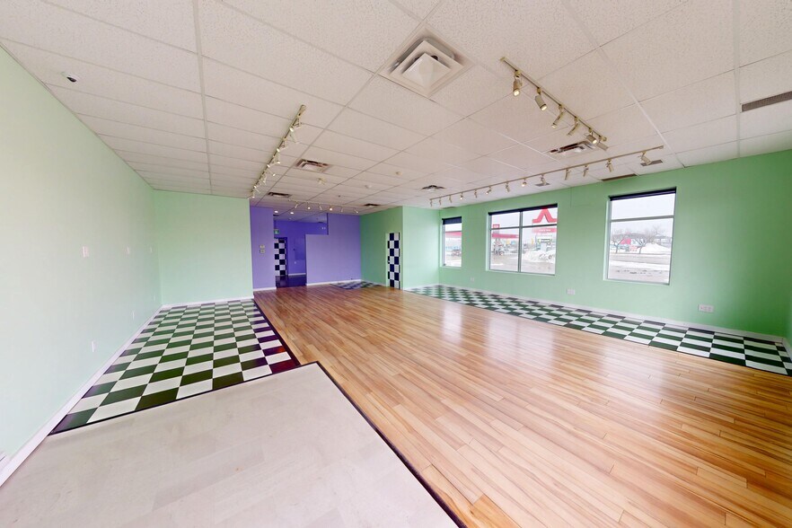 759 Pembina Hwy, Winnipeg, MB à louer - Photo de l’immeuble – Image 3 sur 10