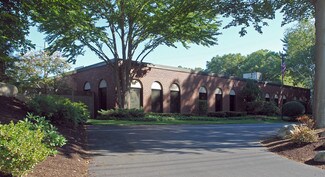 Plus de détails pour 55 Research Rd, Hingham, MA - Industriel/Logistique à louer