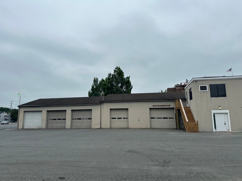 123 N Bridge St, Elkton, MD à louer - Photo de l’immeuble – Image 1 sur 4