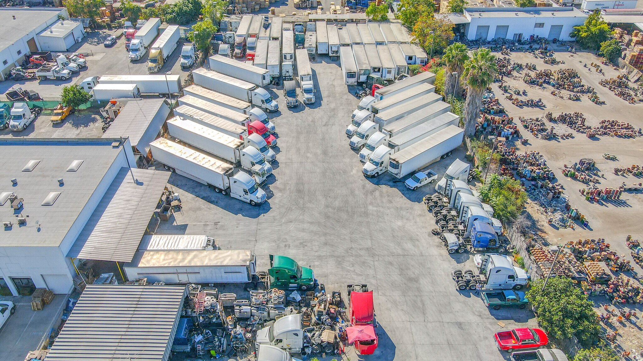 14730 Valley Blvd, City Of Industry, CA à louer Photo de l’immeuble– Image 1 sur 18