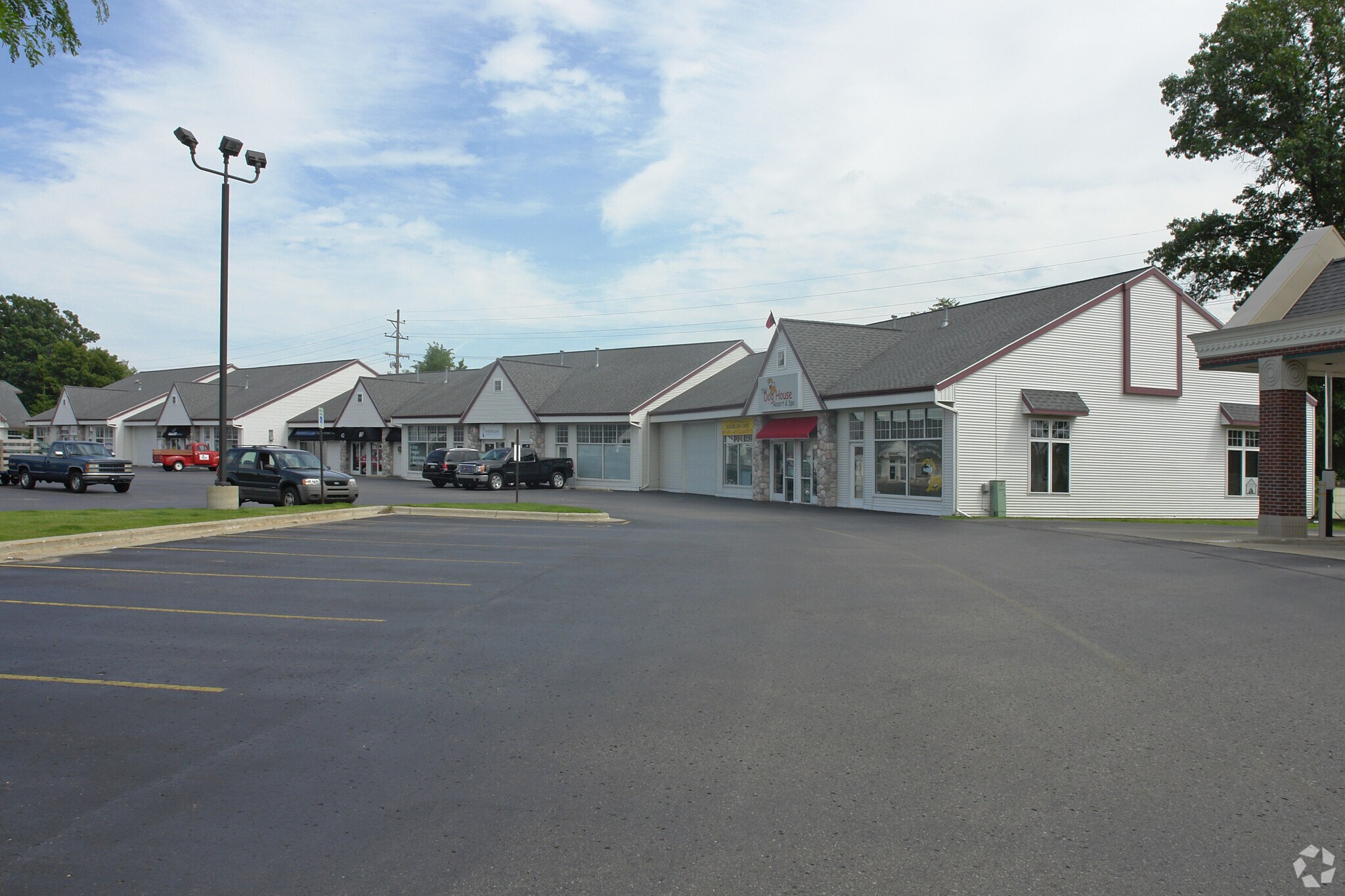 32-50 E Lakewood Blvd, Holland, MI à vendre Photo principale– Image 1 sur 11