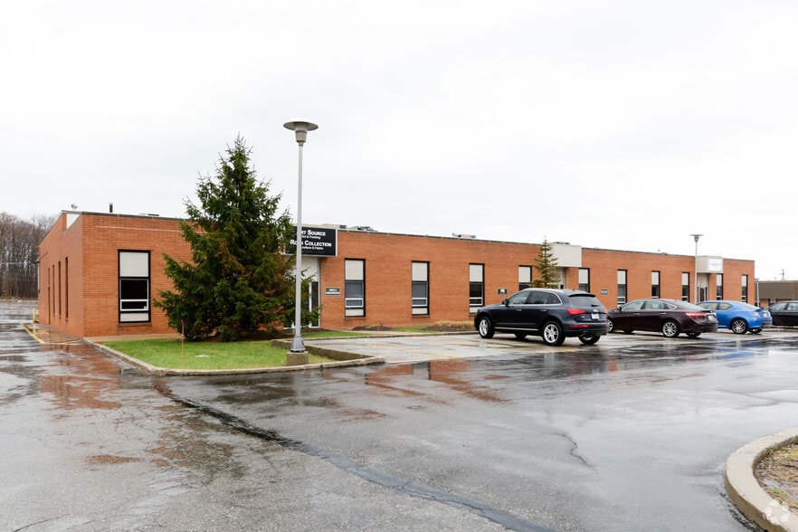 23600 Mercantile Rd, Beachwood, OH à louer - Photo de l’immeuble – Image 2 sur 4