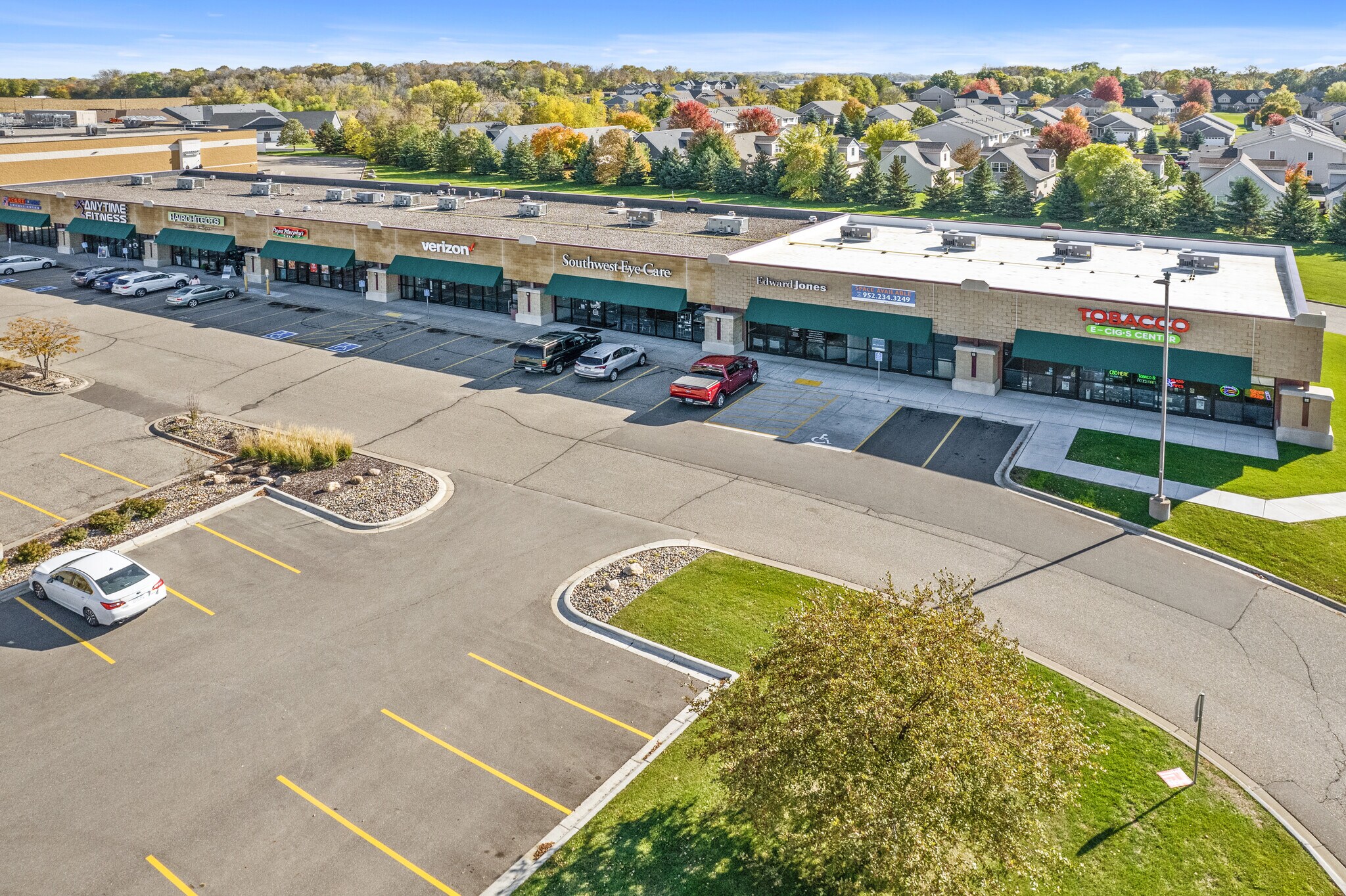 209-225 Chalupsky Ave SE, New Prague, MN à louer Photo principale– Image 1 sur 6