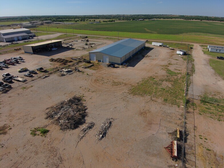 2211 E Flynn St, Alva, OK à vendre - Photo de l’immeuble – Image 3 sur 11