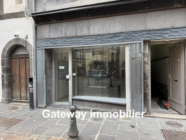 Plus de détails pour Local commercial à vendre