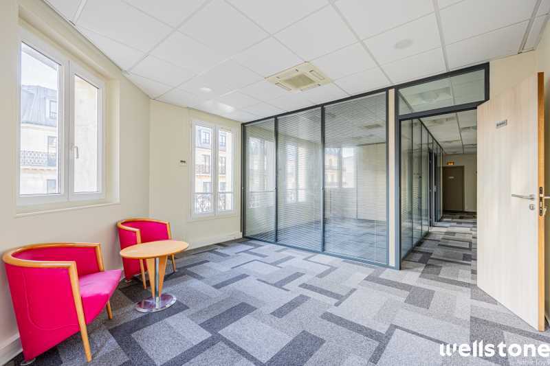 40 Rue De Châteaudun, Paris à louer - Photo intérieure – Image 2 sur 20