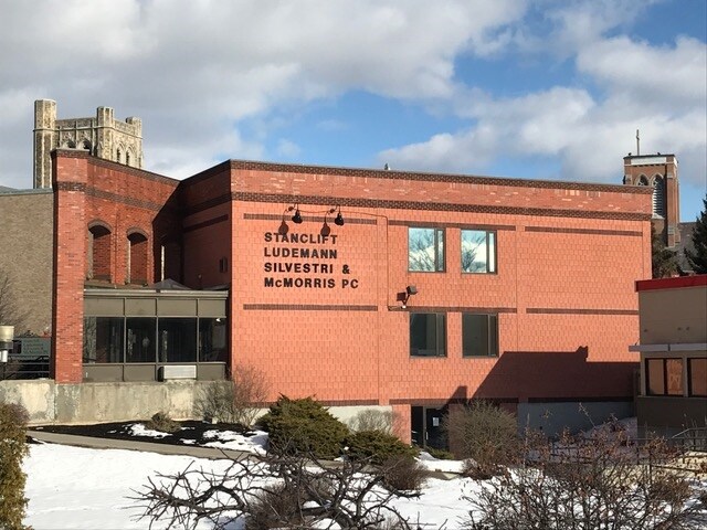 3 Warren St, Glens Falls, NY à vendre - Photo de l’immeuble – Image 3 sur 14