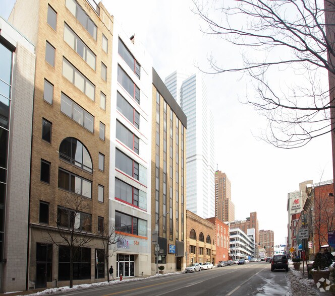 333 Boulevard of the Allies, Pittsburgh, PA à vendre - Photo de l’immeuble – Image 2 sur 11