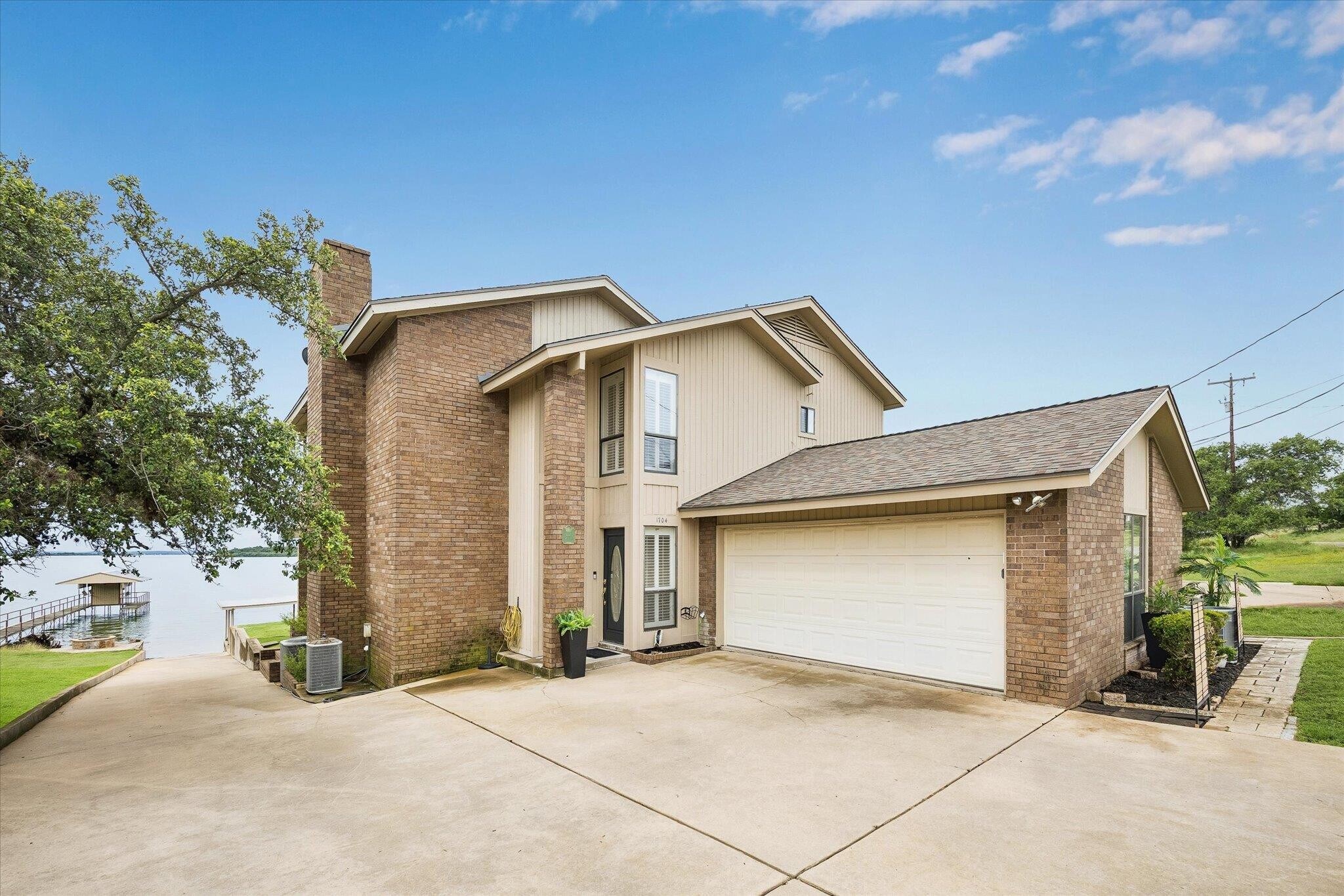 1704 County Road 128, Burnet, TX à vendre Photo principale– Image 1 sur 32