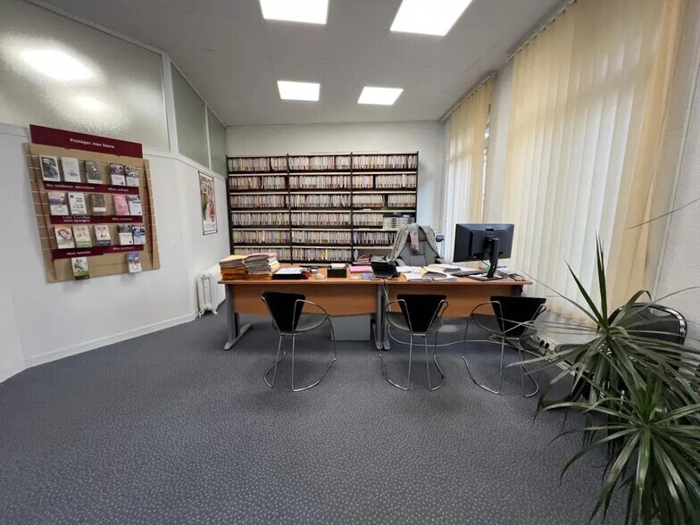 Bureau dans Reims à louer - Photo de l’immeuble – Image 3 sur 4
