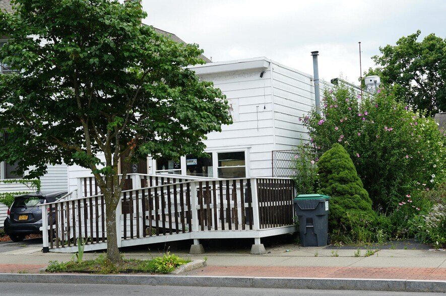 532 Delaware Ave, Albany, NY à vendre - Photo de l’immeuble – Image 2 sur 8