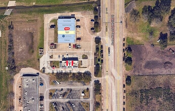 2002 N Main St, Pearland, TX à louer Aérien– Image 2 sur 2