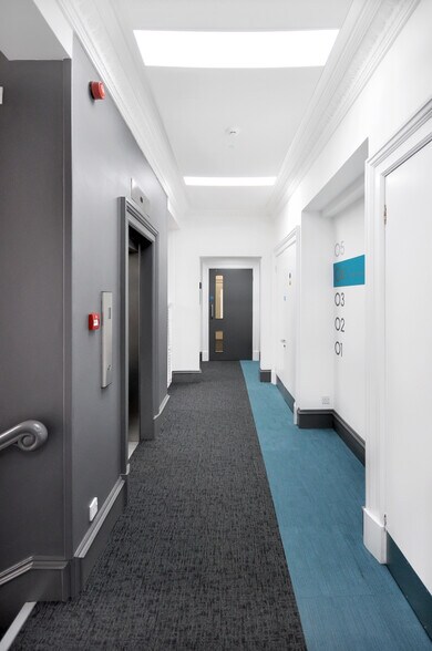 135 Buchanan St, Glasgow à louer - Photo de l’immeuble – Image 3 sur 10