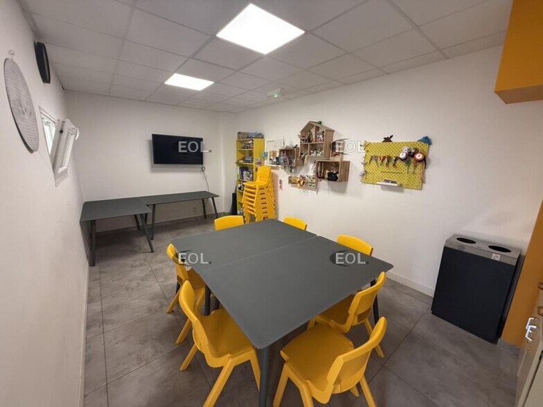 Bureau dans Champigny-sur-Marne à vendre - Photo intérieure – Image 3 sur 7