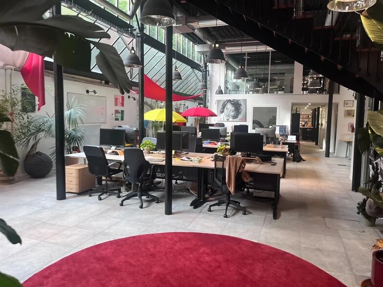 Bureau dans Paris à louer - Photo de l’immeuble – Image 3 sur 7