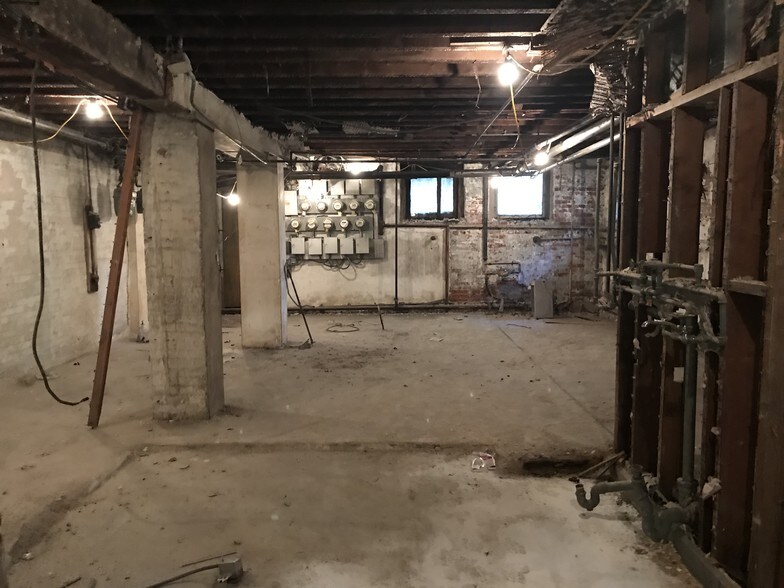 121 8th Ave, Brooklyn, NY à vendre - Photo intérieure – Image 3 sur 16