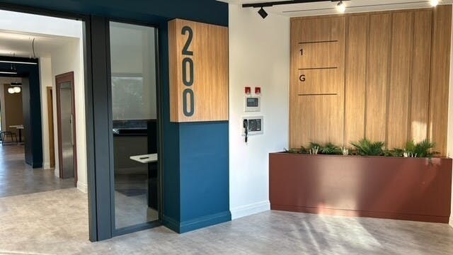 200 The Crescent, Colchester à louer - Photo de l’immeuble – Image 2 sur 32