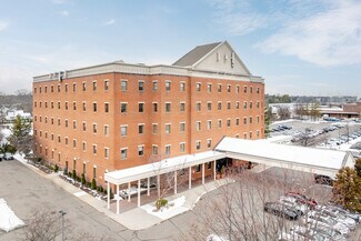 Plus de détails pour 377 Oak St, Garden City, NY - Bureau à louer