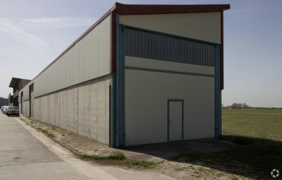 Industriel/Logistique dans Cantalejo, Segovia à vendre - Photo principale – Image 1 sur 4
