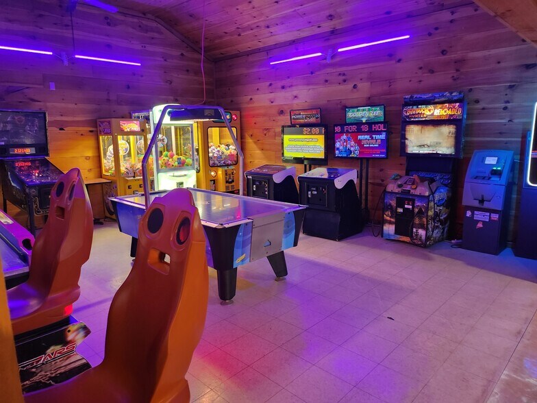 181 Waterville Rd, Belfast, ME à vendre - Photo intérieure – Image 3 sur 22