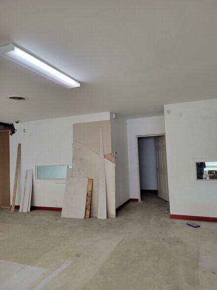 1772 S Dixie Blvd, Radcliff, KY à louer - Photo de l’immeuble – Image 2 sur 6