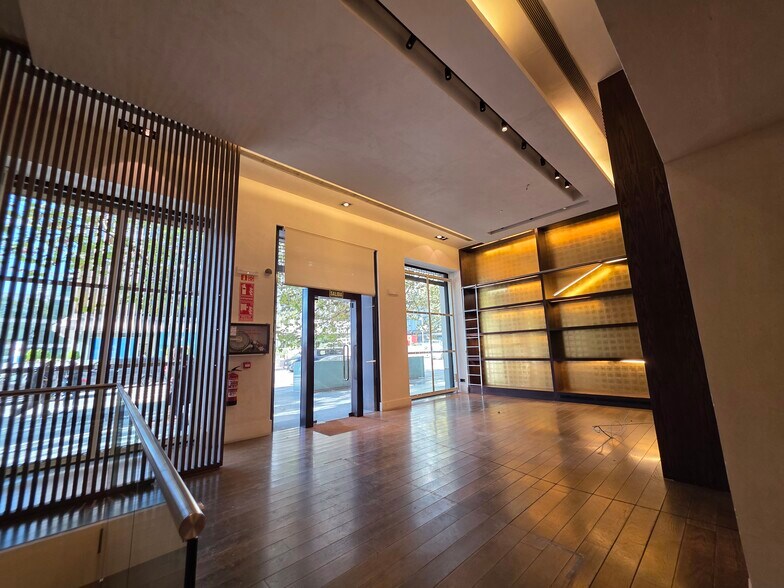 Calle de Serrano, 96, Madrid, Madrid à louer - Photo de l’immeuble – Image 1 sur 14