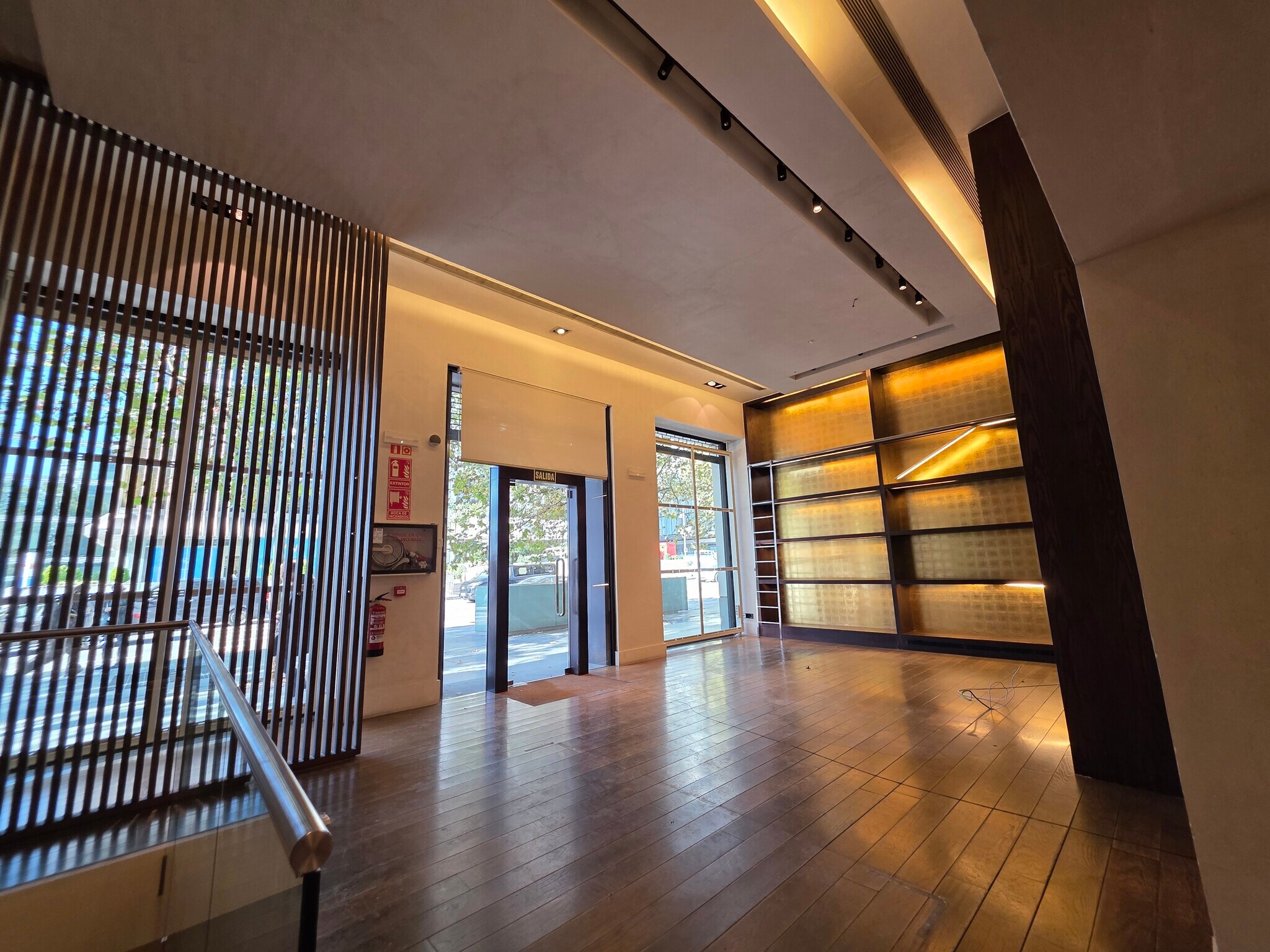 Calle de Serrano, 96, Madrid, Madrid à louer Photo de l’immeuble– Image 1 sur 15