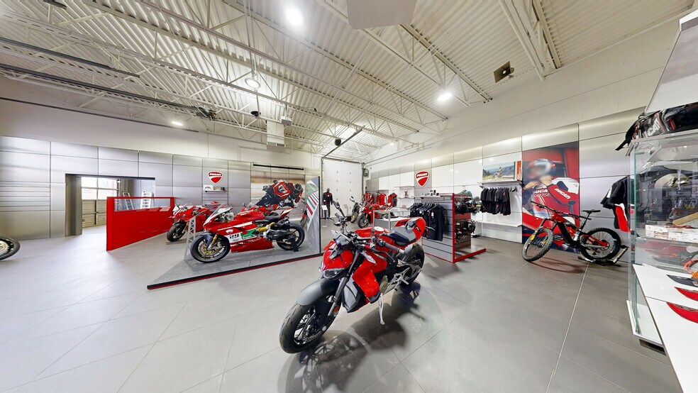 5900 S College Ave, Fort Collins, CO à vendre - Numérisation 3D Matterport – Image 2 sur 22