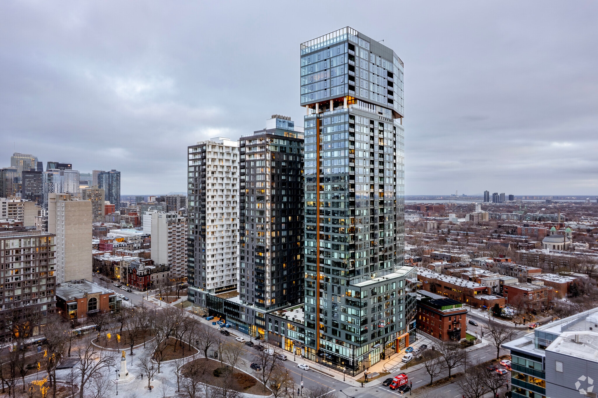 2304 Rue Tupper, Montréal, QC à louer Photo principale– Image 1 sur 5