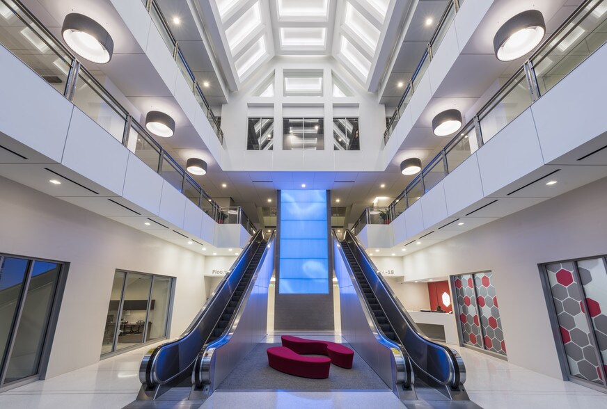 10 W Market St, Indianapolis, IN à louer - Photo intérieure – Image 3 sur 44