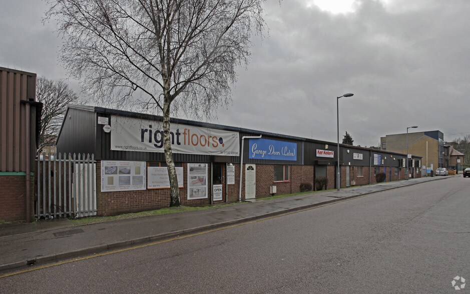 Latimer Rd, Luton à louer - Photo principale – Image 1 sur 1
