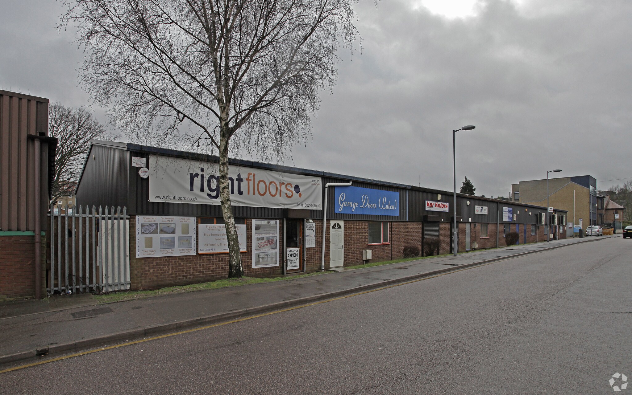 Latimer Rd, Luton à louer Photo principale– Image 1 sur 2