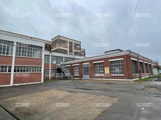 Plus de détails pour Local d'activités à louer