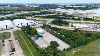 13430 Conklin Ln, Houston, TX à louer Photo intérieure– Image 2 sur 4
