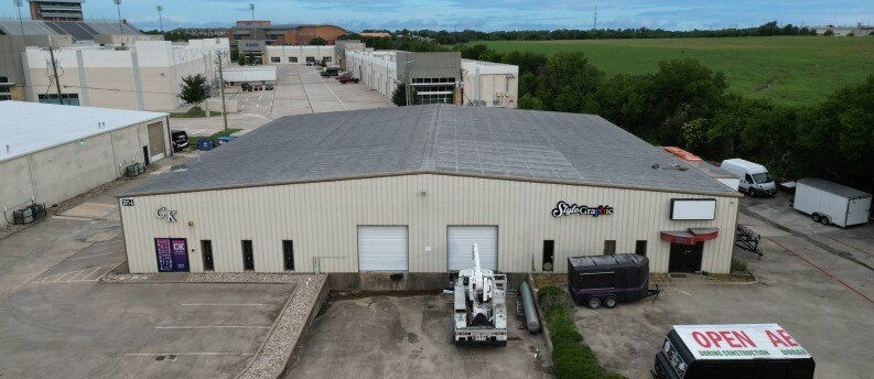 2011 Industrial Blvd, Rockwall, TX à louer - Photo de l’immeuble – Image 1 sur 1