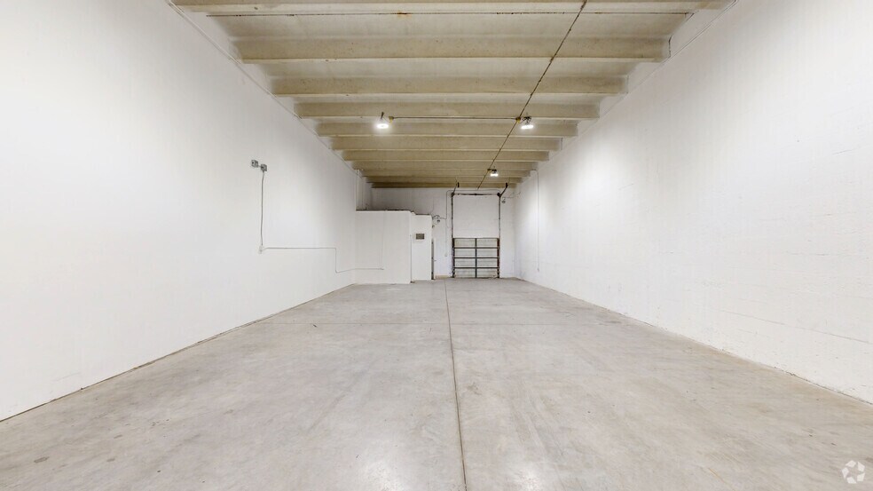 7506-7560 NW 70th St, Miami, FL à louer - Numérisation 3D Matterport – Image 3 sur 70