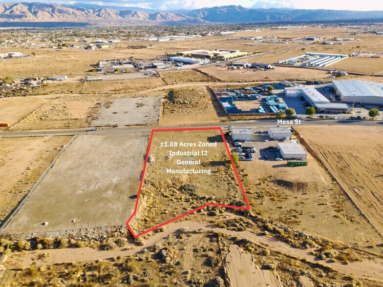 Mesa St, Hesperia, CA à vendre - Aérien – Image 1 sur 7