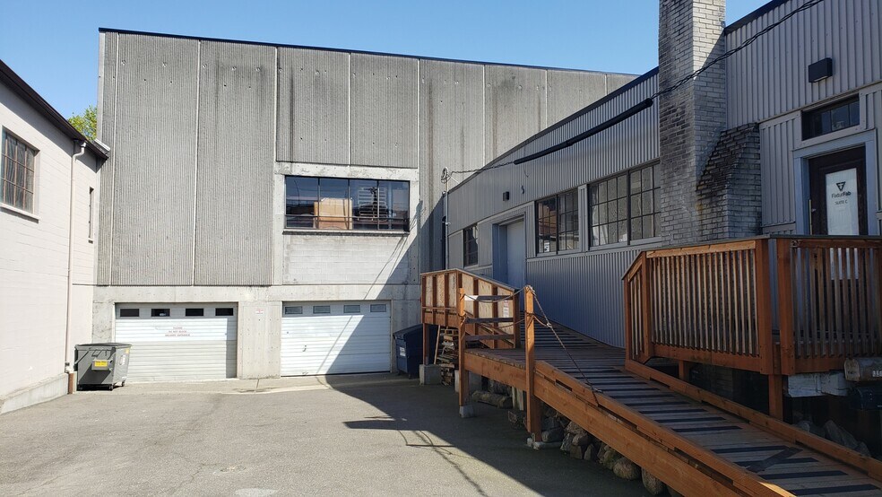 3410 Woodland Park Ave N, Seattle, WA à louer - Photo de l’immeuble – Image 2 sur 4