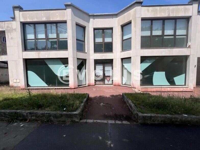 Bureau dans Le Perreux-sur-Marne à louer - Photo de l’immeuble – Image 1 sur 17
