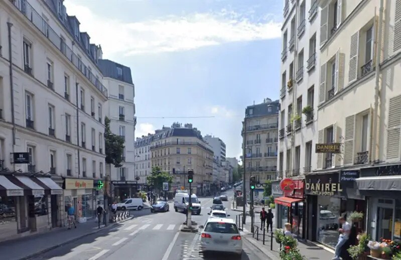 Local commercial dans Paris à louer - Photo de l’immeuble – Image 1 sur 2