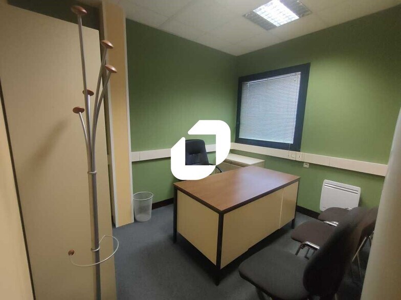 Bureau dans Noisy-le-Roi à louer - Photo intérieure – Image 2 sur 10