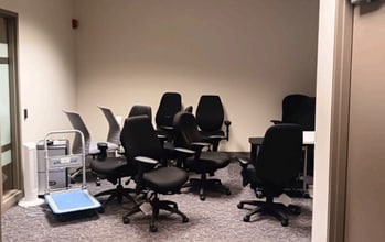 145 Government Rd W, Kirkland Lake, ON à louer Photo intérieure– Image 2 sur 4