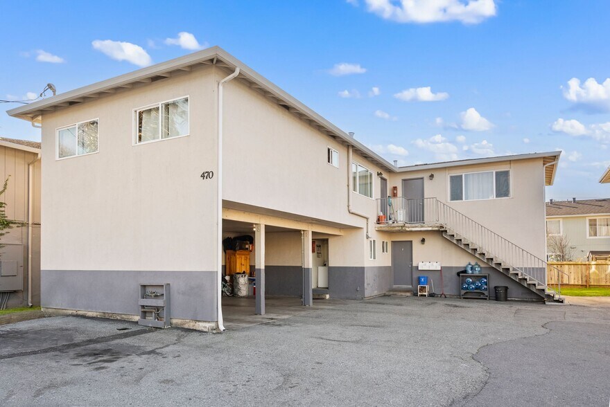 470 Willow Ave, Half Moon Bay, CA à vendre - Photo de l’immeuble – Image 1 sur 39