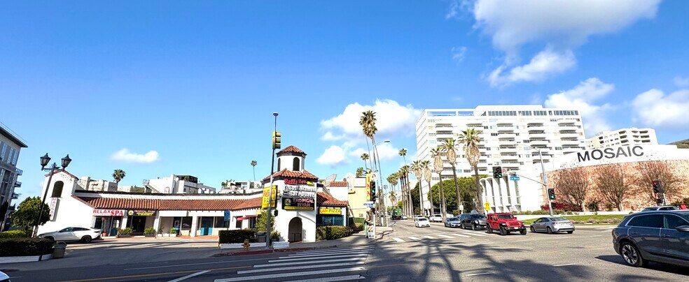 1651-1657 N La Brea Ave, Los Angeles, CA à vendre - Photo de l’immeuble – Image 2 sur 4