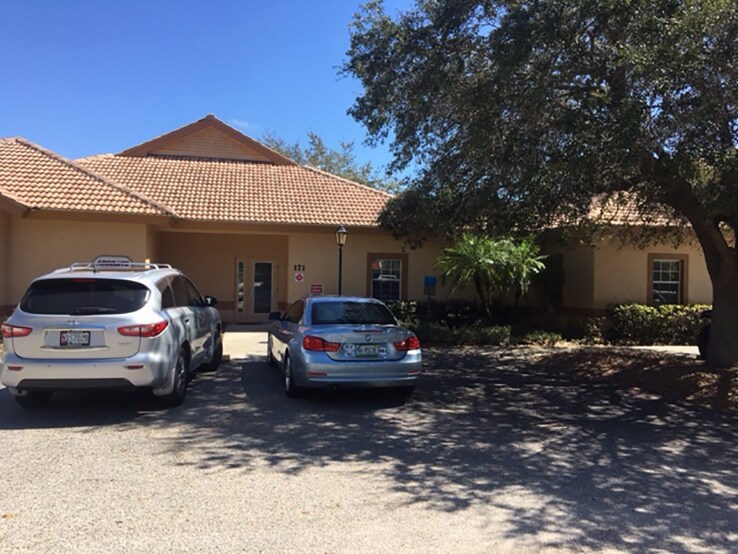 166-171 Center Rd, Venice, FL à vendre - Photo de l’immeuble – Image 3 sur 20