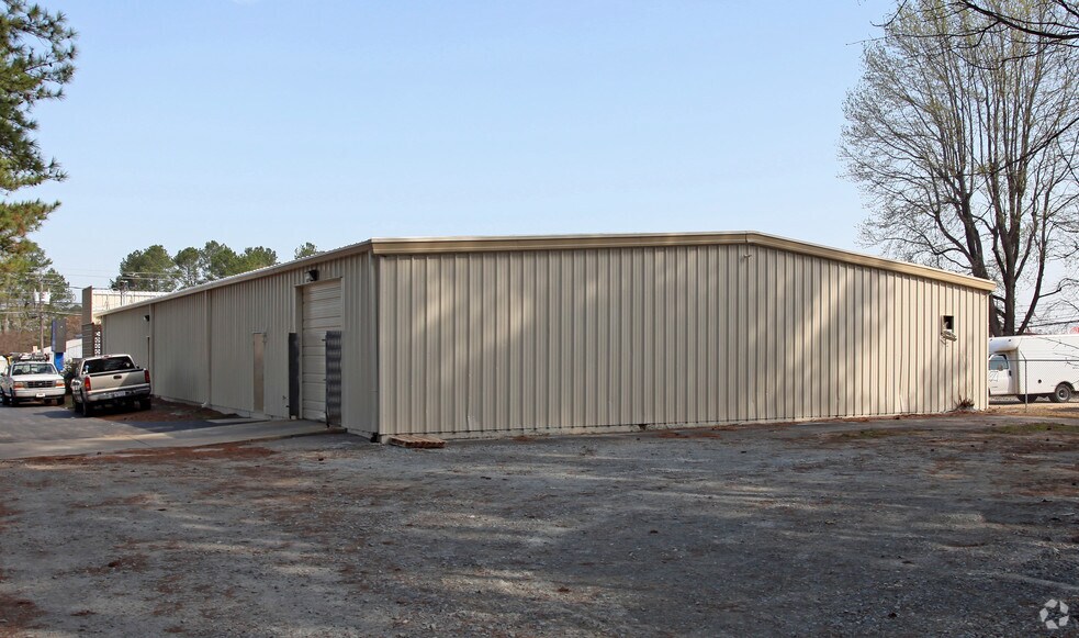 932 N Brightleaf Blvd, Smithfield, NC à vendre - Photo de l’immeuble – Image 3 sur 3