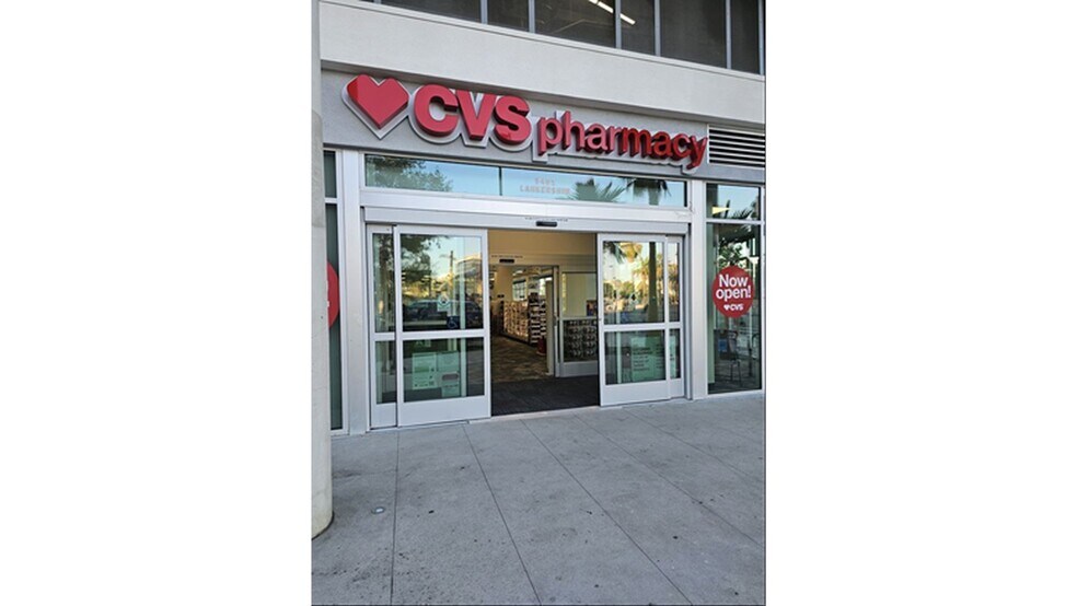 5401 Lankershim Blvd, North Hollywood, CA à louer - Photo de l’immeuble – Image 2 sur 3