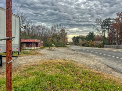 2395 Pocahontas Trl, Williamsburg, VA à vendre - Photo de l’immeuble – Image 3 sur 7